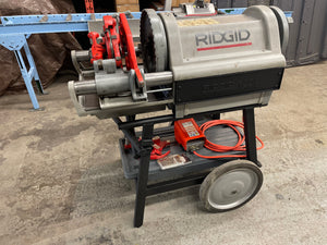 Well Maintained Used RIDGID® 1224 Pipe Threader 26092 with 150A Cart Dies Heads