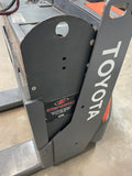 Toyota 8HBW23 Electric Walkie Pallet Jack