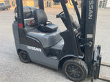 Nissan 50 LPG Forklift Three Stage 4400 lb