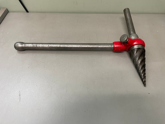 REFURBISHED RIDGID No. 2 S Ratcheting Reamer 1/8